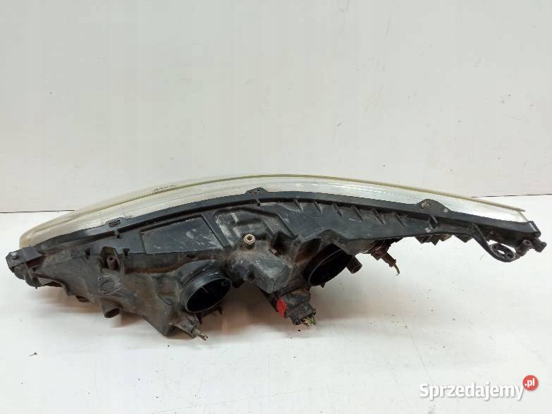LAMPA PRZÓD PRAWA EUROPA 085521121R Citroen C4 I Lampy przednie