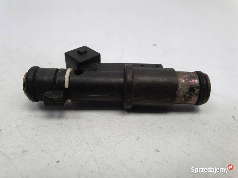WTRYSKIWACZ Peugeot 407 18 16V wtrysk 01F005A lubelskie Chełm