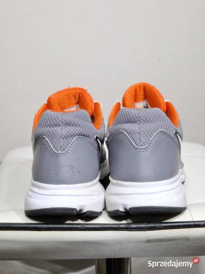 Nike 40 buty sportowe fitness siłownia bieganie pomarańczowy