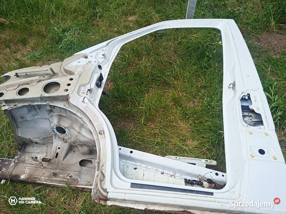 ćwiartka kabiny sprinter 906 dostawcze sprzedam