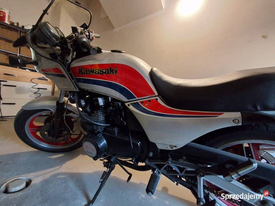 Sprzedam Kawasaki GPz 550 1986r UniTrack 549cm3 Gowino
