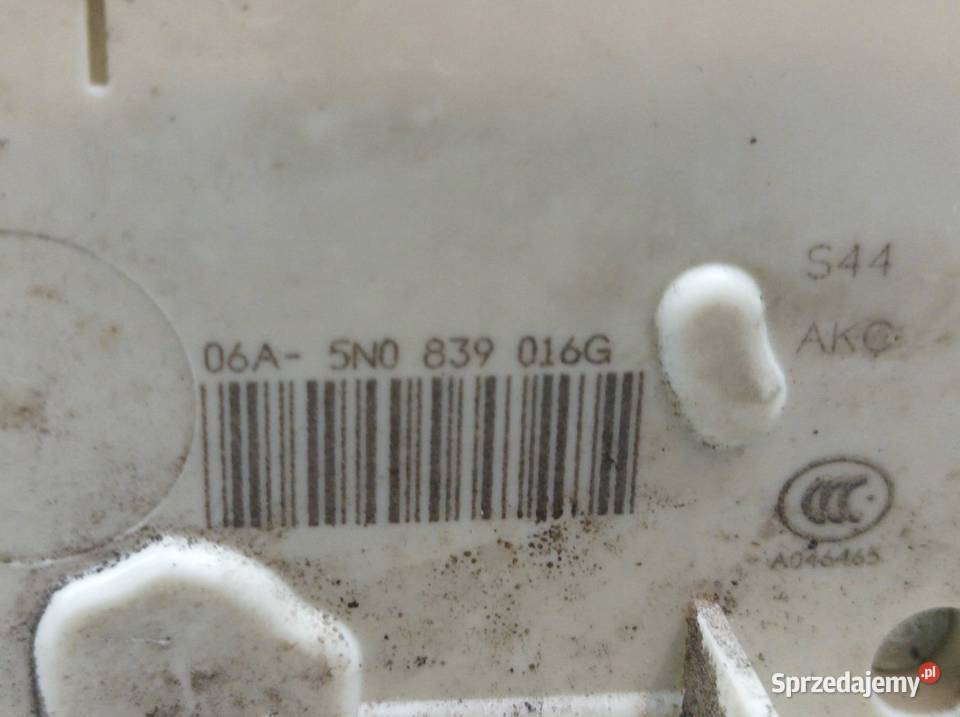 ZAMEK DRZWI TYŁ PRAWY 5D HB 5N0839016G Skoda