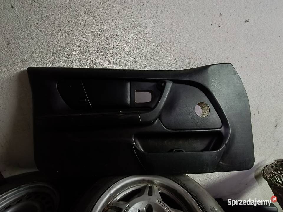 Boczki e36 skóra Rok produkcji 2000 Michów