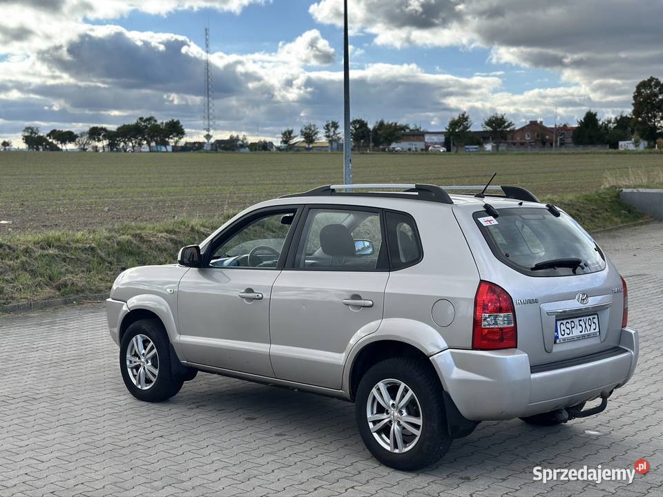 09 Hyundai Tucson FWD 20 141 w kraju pomorskie Puck