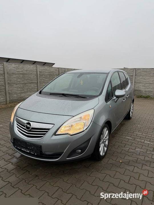 Opel Meriva 17 CDTI Cosmo 110 2013r Niski Dobroszyce sprzedam