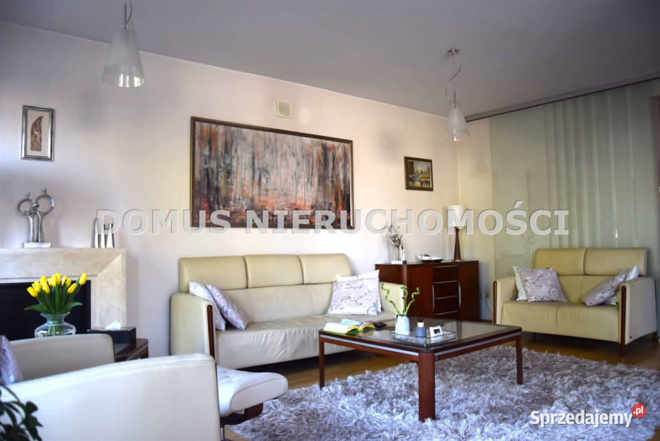 sprzedaży domu Wola Zaradzyńska 240m2