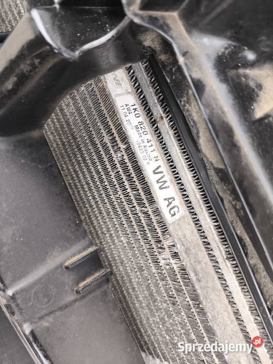PAS PRZEDNI CHŁODNICE VW GOLF V 5 PLUS mazowieckie Radom