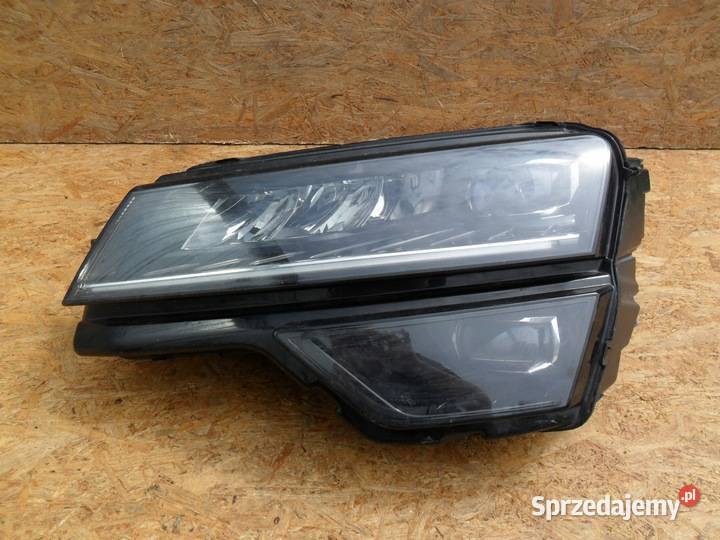 SKODA OCTAVIA III LIFT 17 LED LAMPA XENON PRAWA Nowy Tomyśl sprzedam