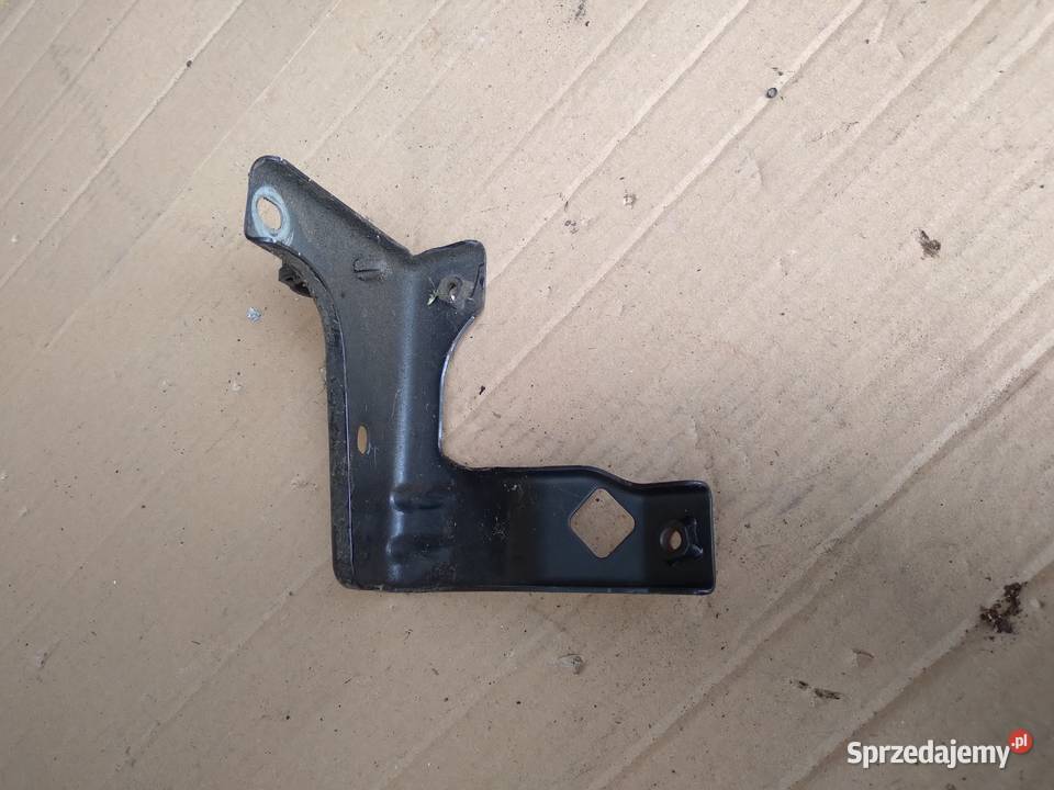 Mazda 5 06r mocowanie błotnika prawy przód Strzelce Krajeńskie