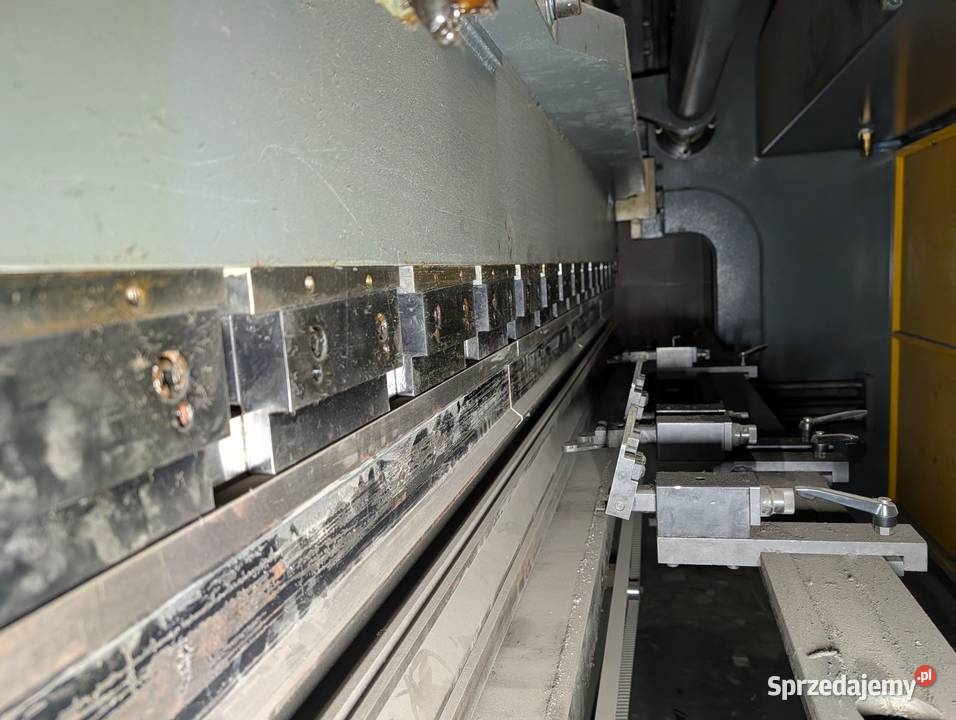 Prasa krawędziowa Prawer W67K1003200 Poznań