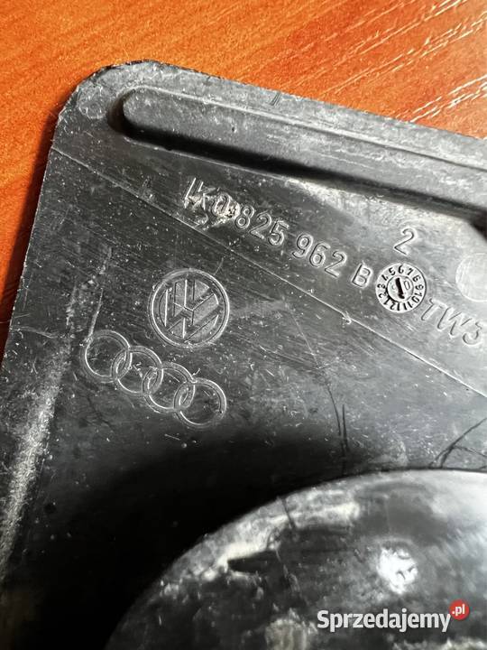Zaślepka podwozia 1K0825962 Łódź sprzedam