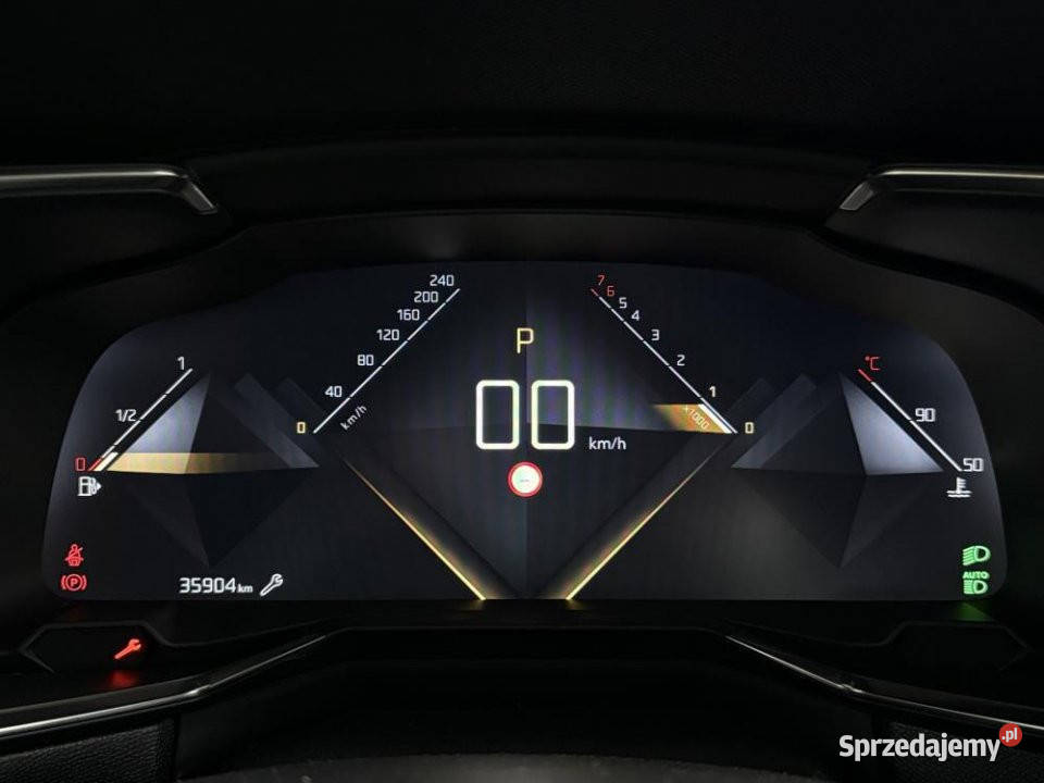 DS DS 7 Crossback 2021r Kam Cofania Podgrzew Rok produkcji 2021 Warszawa