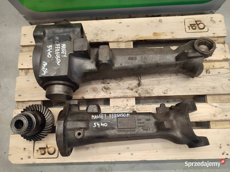 Obudowa mostu Massey Ferguson 5440 725010436 Wilkowo