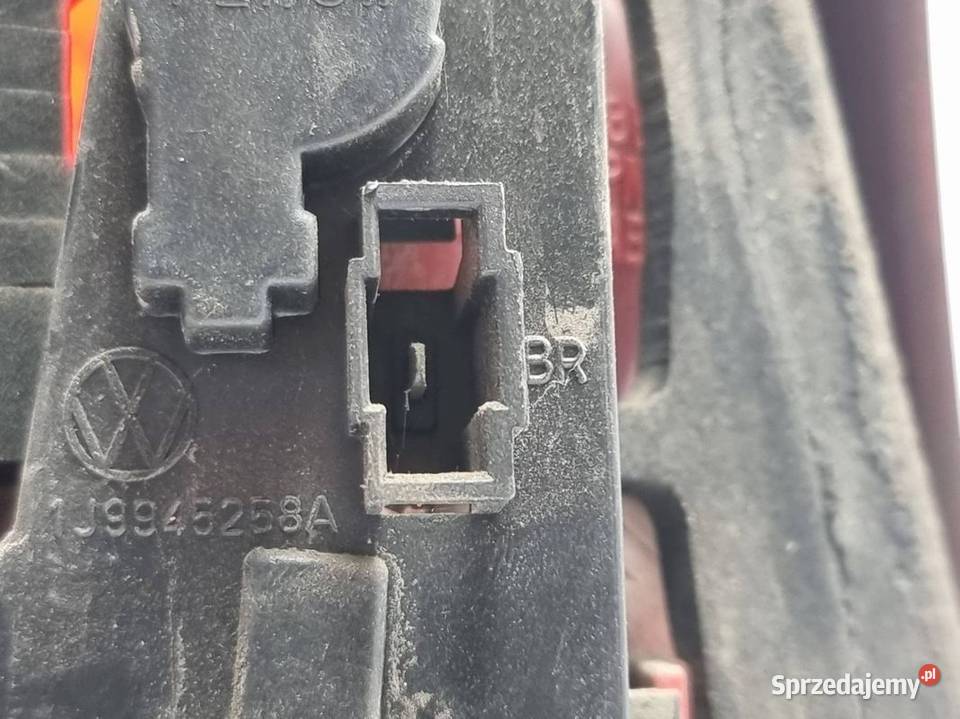 LAMPA PRAWA TYŁ VOLKSWAGEN GOLF IV kujawsko-pomorskie Lipno