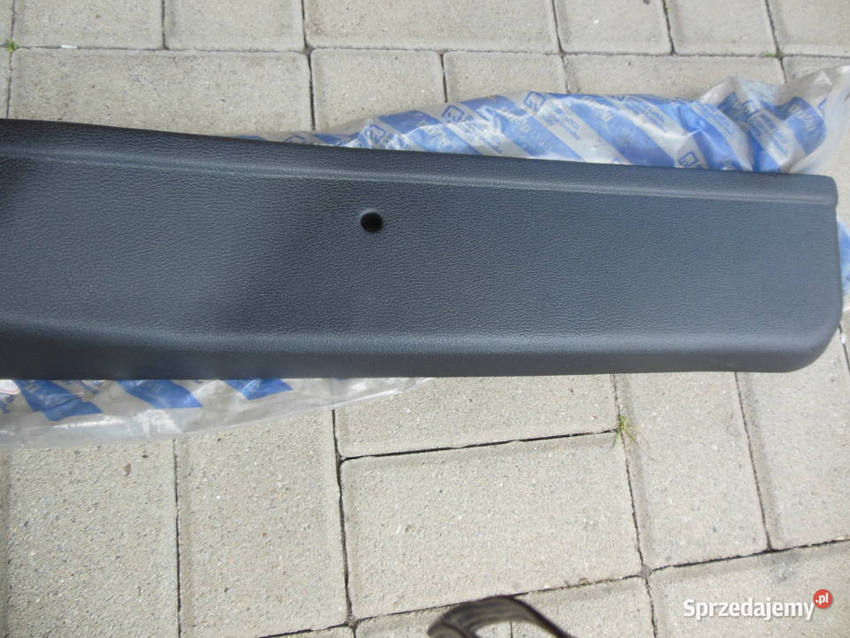 UCHWYT DRZWI PRZEDNI PRAWY FIAT UNO R89 KOD Kozy