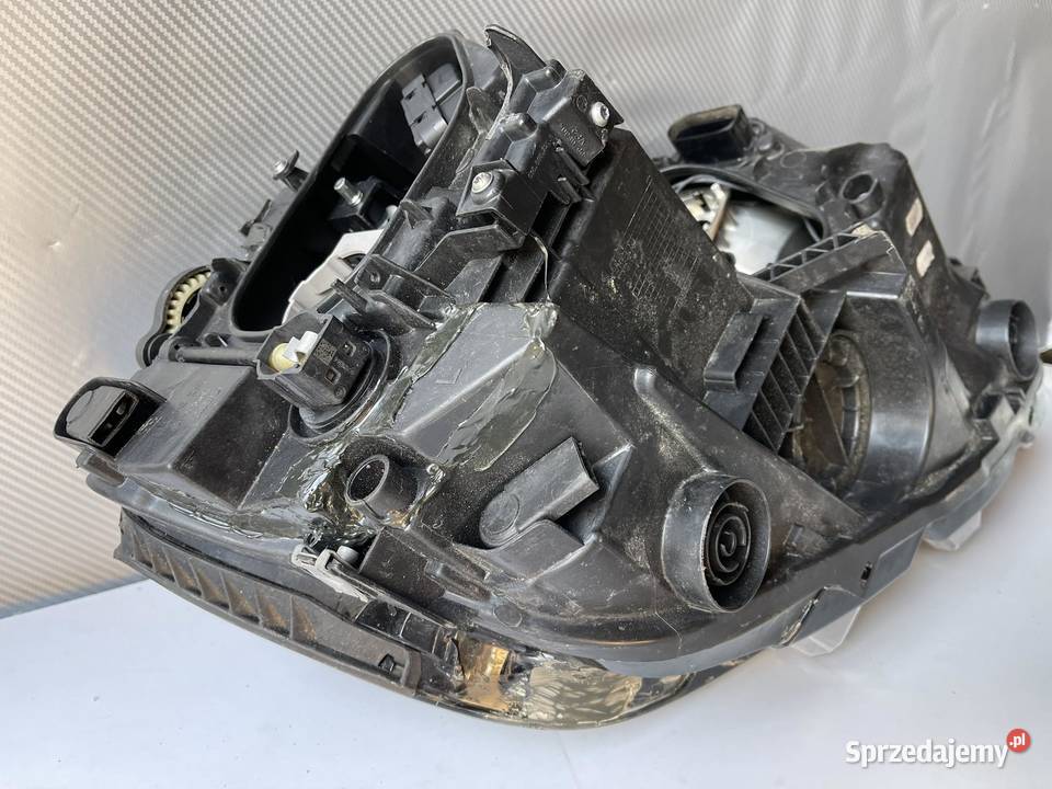 VW GOLF SPORTSVAN LIFT LEWA LAMPA PRZÓD Motoryzacja wielkopolskie Ostroróg