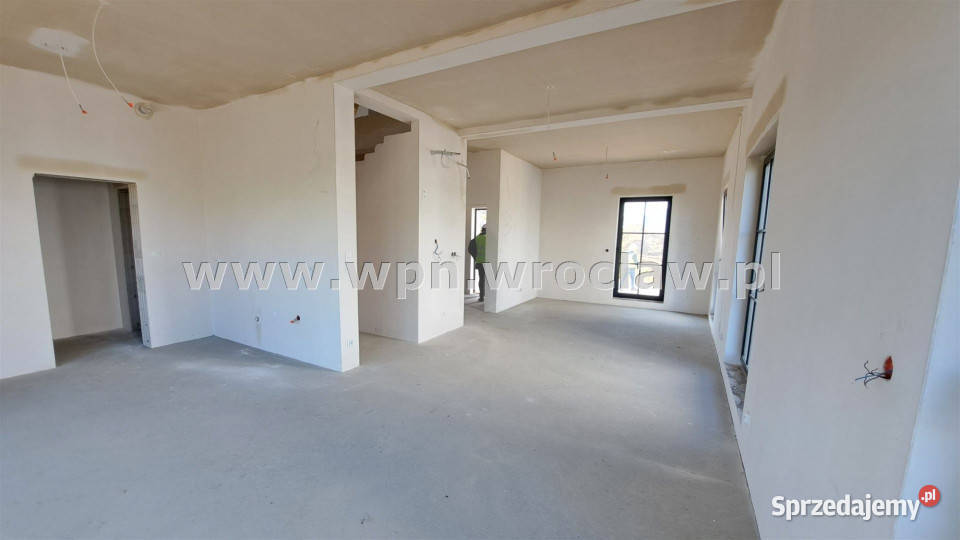 sprzedaży domu bliźniaka 160m2 Kąty Wrocławskie asfalt