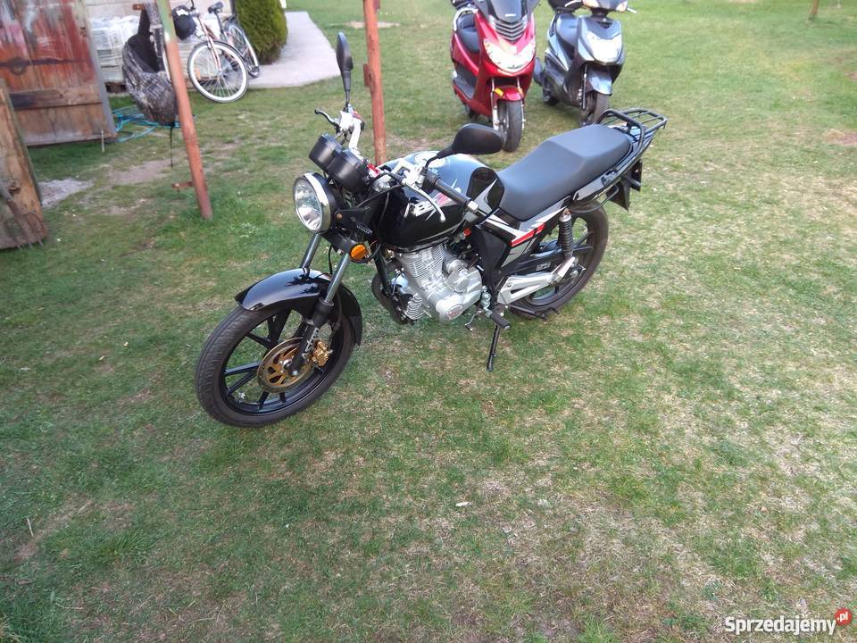 Benzer Aston 250 NOWY SALONU łódzkie Gidle sprzedam