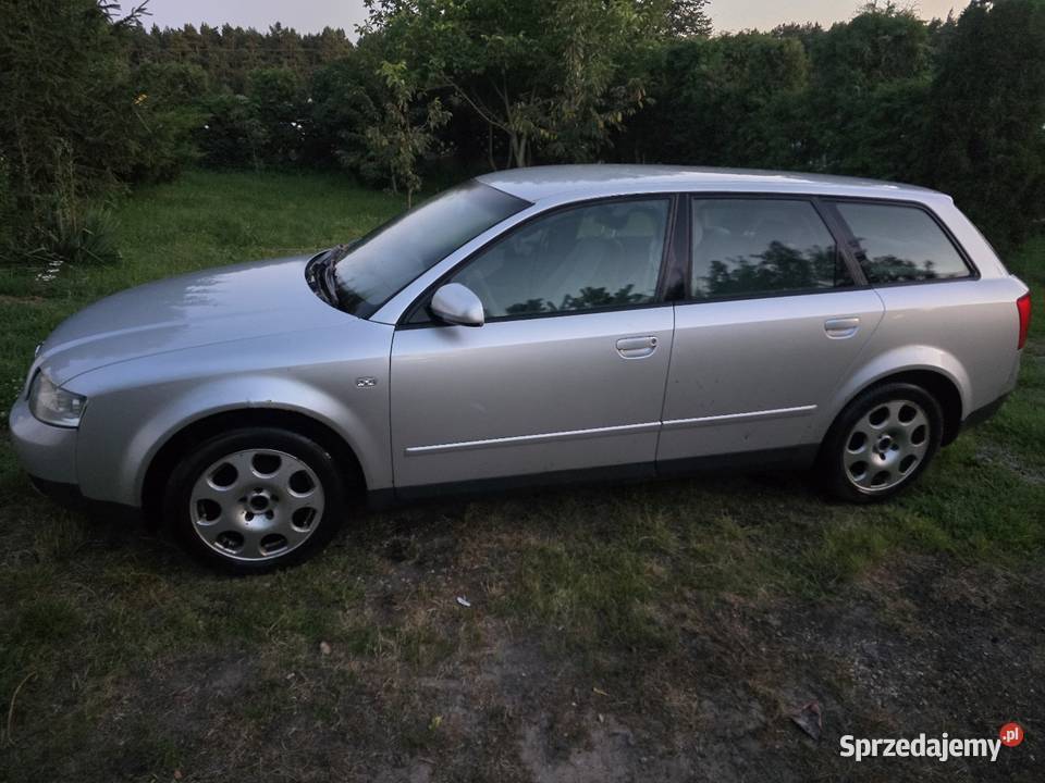 Audi A4 b6 20 AWA części isofix