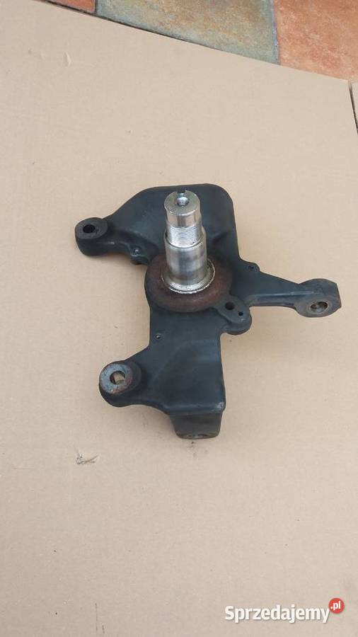 Zwrotnica ABS Lewa strona IVECO DAILY 20112014 r dostawcze Zawieszenie i układ kierowniczy Chomentówek