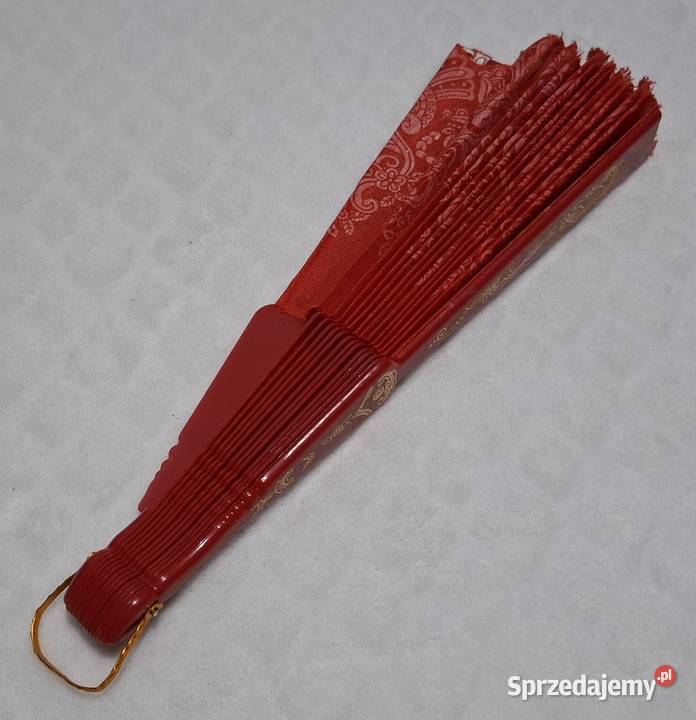 Wachlarz składany czerwony plastikowy 43 Pozostałe Czeladź