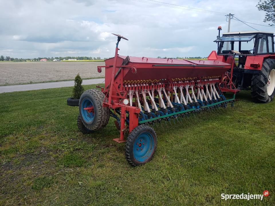 Sprzedam Siewnik zbożowy Oporów