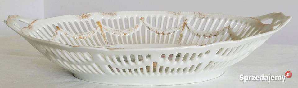 Zabytkowa ażurowa patera z uszami w secesyjnym Kraków