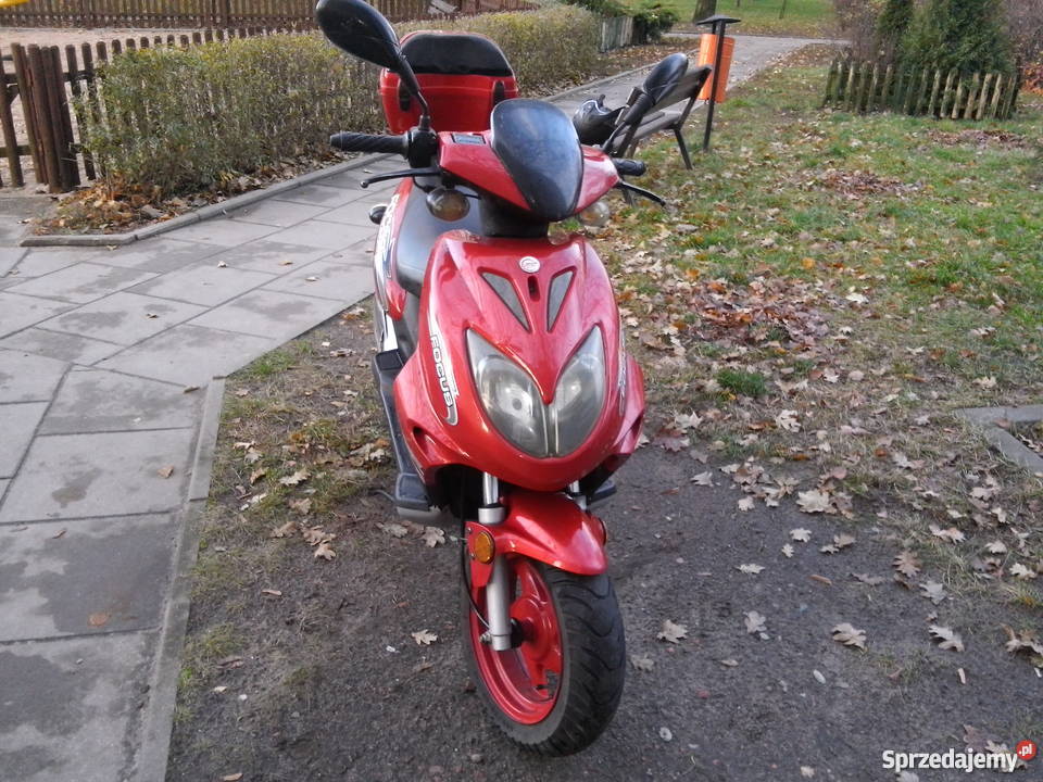 Sprzedam skuter Pabianice sprzedam