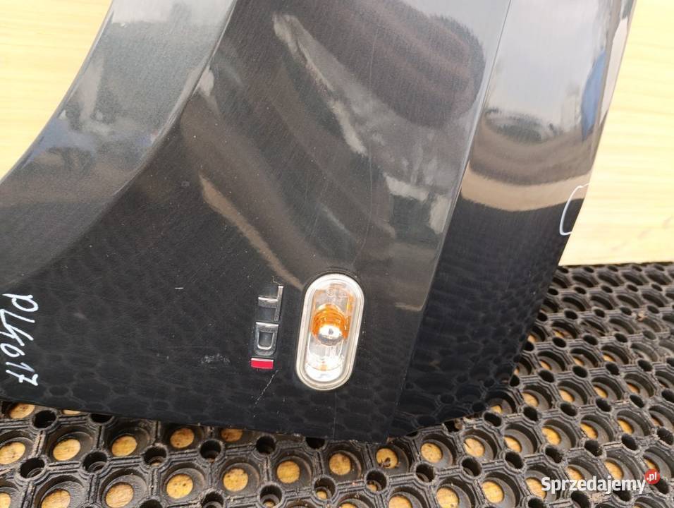 SEAT IBIZA 6J BŁOTNIK PRZÓD LEWY LW7Z Błotniki Zbierkowo