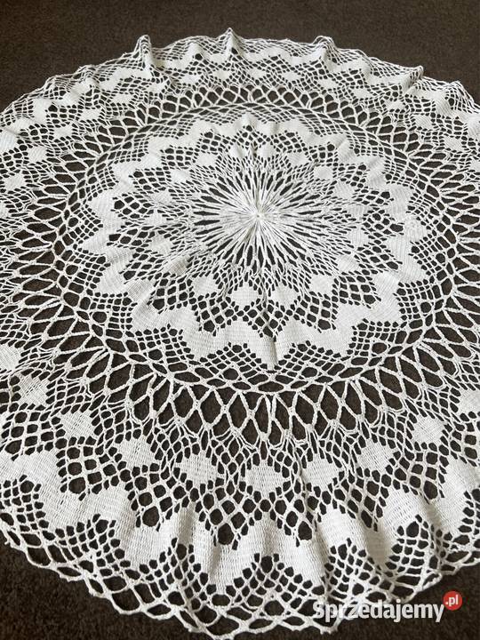 Obrus okrągły biały kołkowy rękodzieło Obrusy Zabrze sprzedam