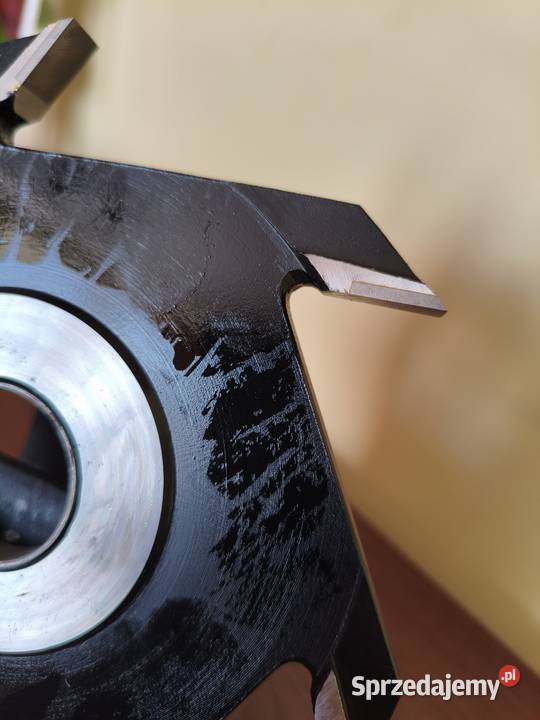 Frez do drewna prosty do rowków HM sprzedam