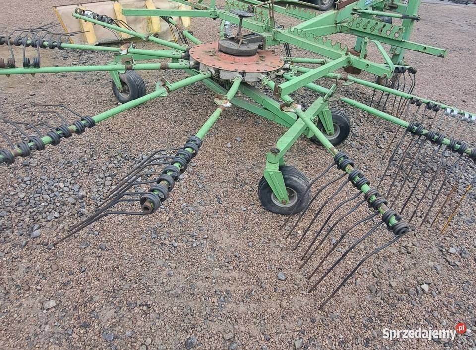 Zgrabiarka karuzela Samasz 2004r 13 ramion 460m nieuszkodzony Parczew