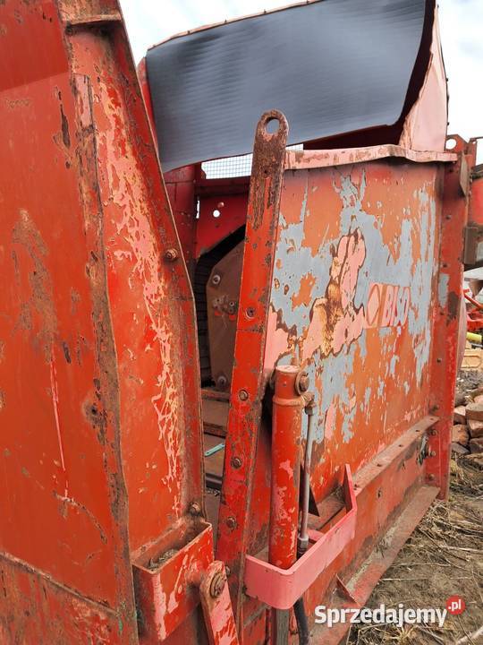 Scielarka do słomy 16m3 zawieszana Pozostałe Otmice