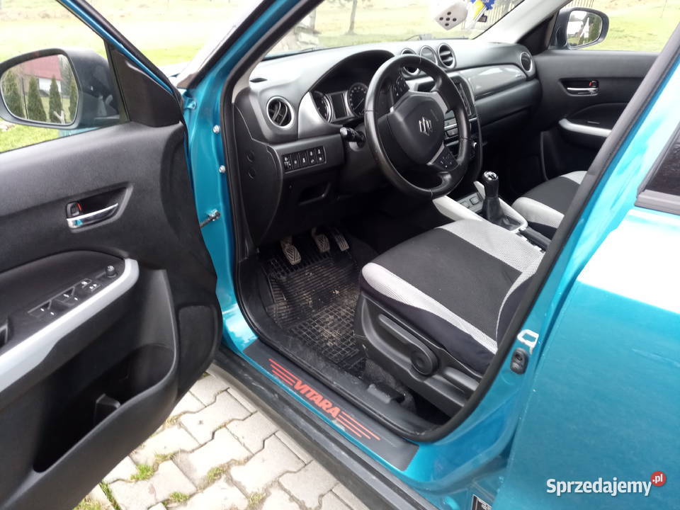 Suzuki Vitara 16 120 4x4 121 000 radio Vitara sprzedam