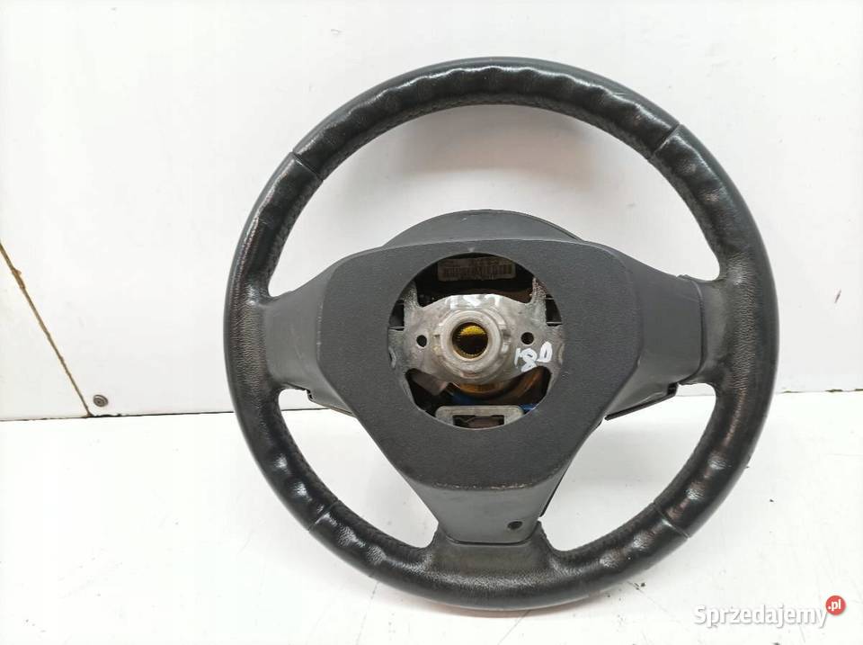 KIEROWNICA Toyota Yaris II 20052011 Rok produkcji 2011 świętokrzyskie