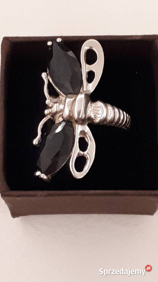 Srebrny z próbą 925 i AT Radom