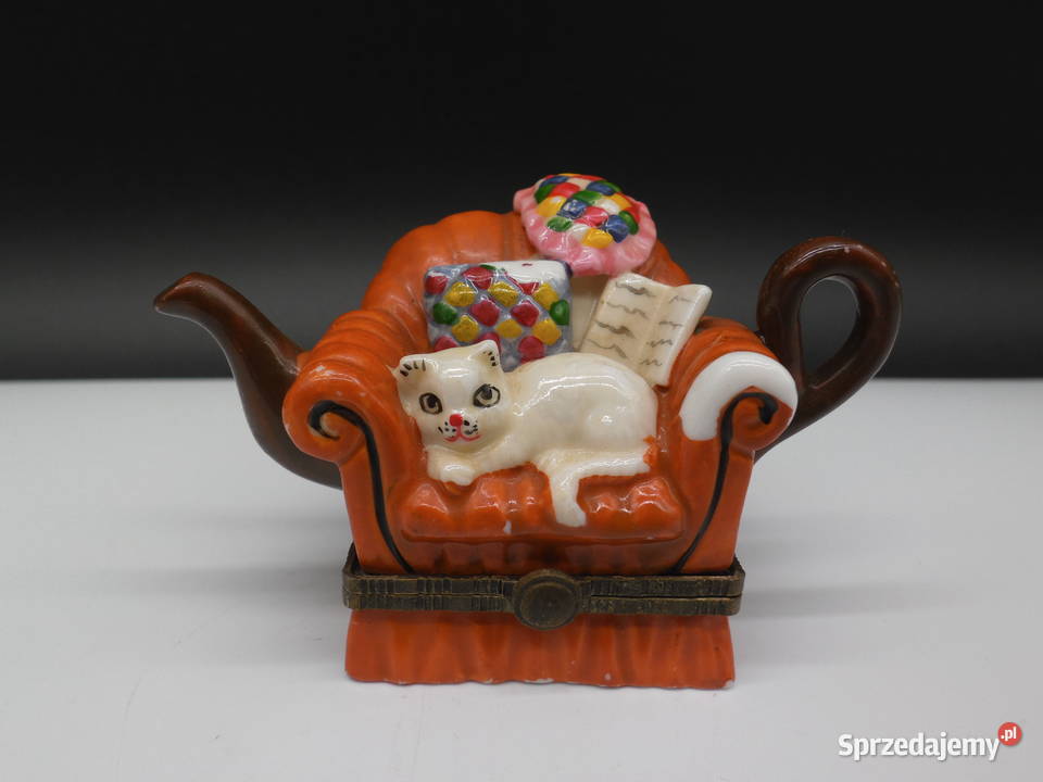 Puzderkoszkatułka na drobiazgi w kształcie Antyki Raszków