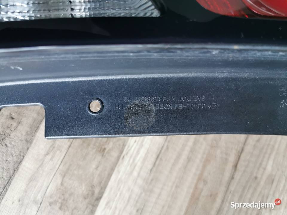 KIA SOUL EV 14 LAMPA TYLNA PRAWA LED 92402E4 Pielgrzymka
