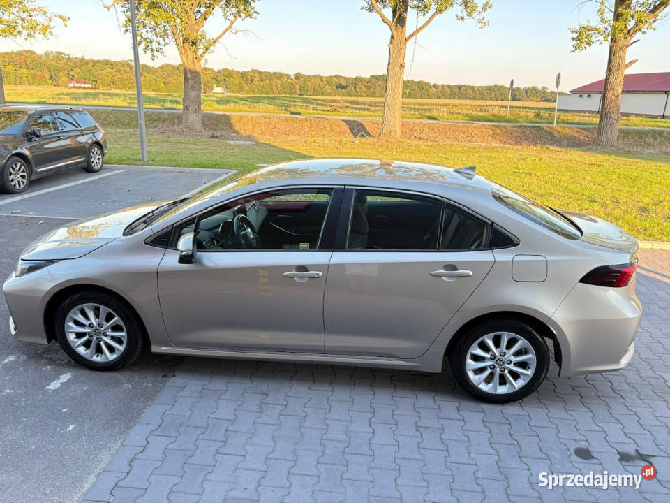 Toyota Corolla Corolla 18 Hybrid 140 Comfort ogranicznik prędkości dolnośląskie Syców sprzedam