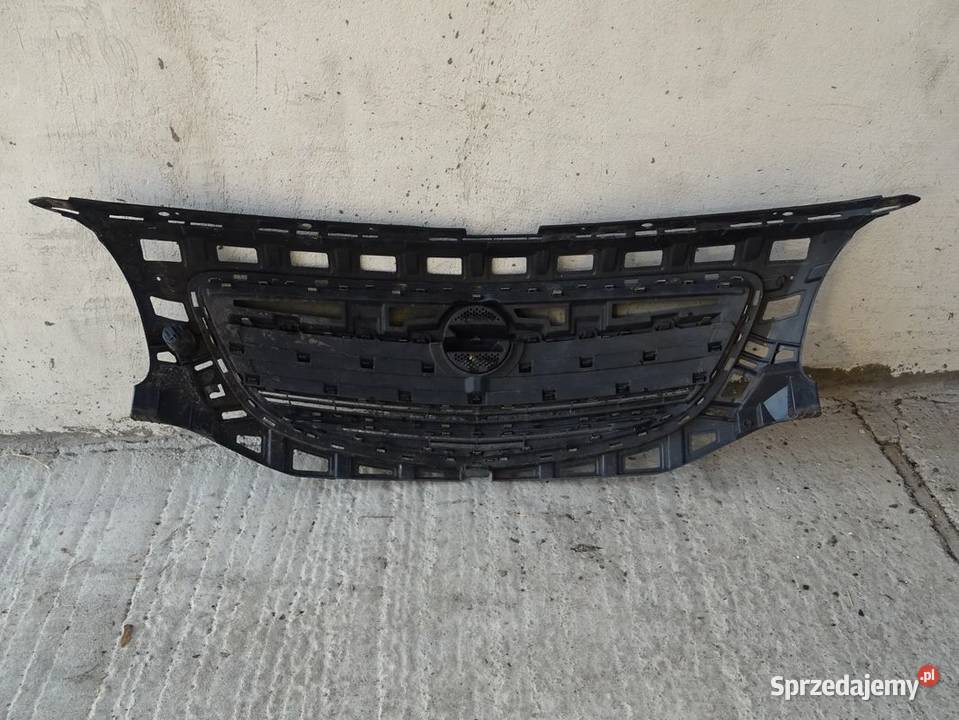 Insignia A 16 TURBO grill atrapa hokej dokładka