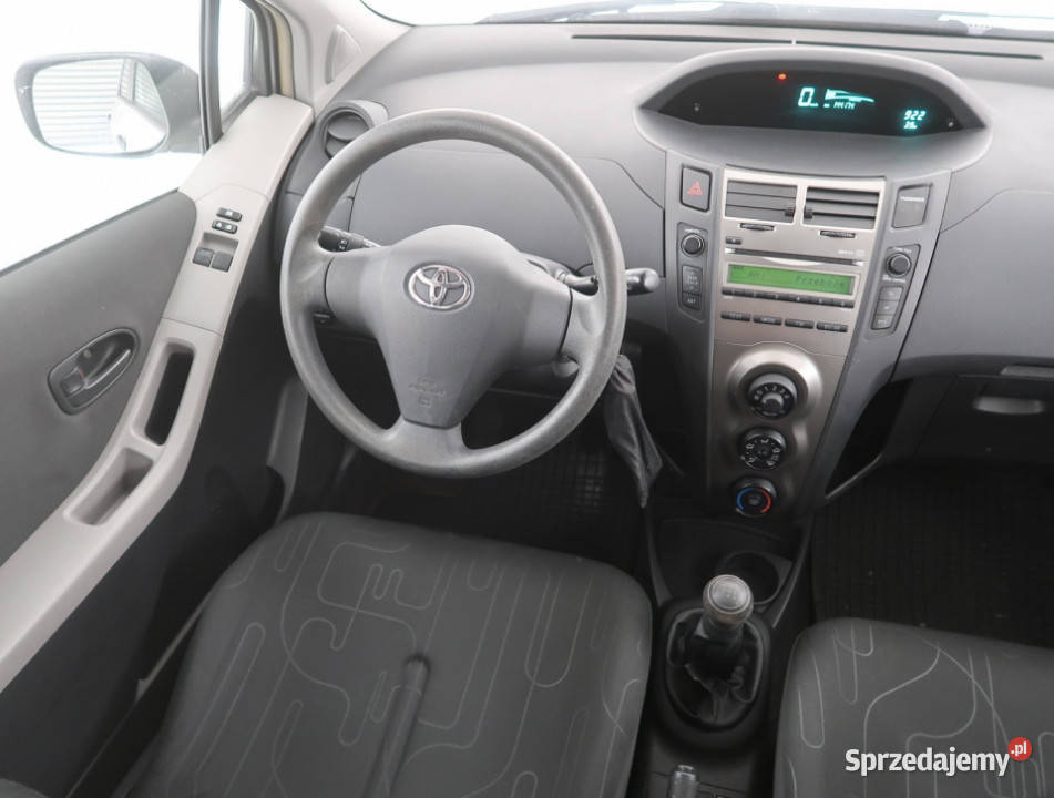 Toyota Yaris 10 VVTi Bielany Wrocławskie