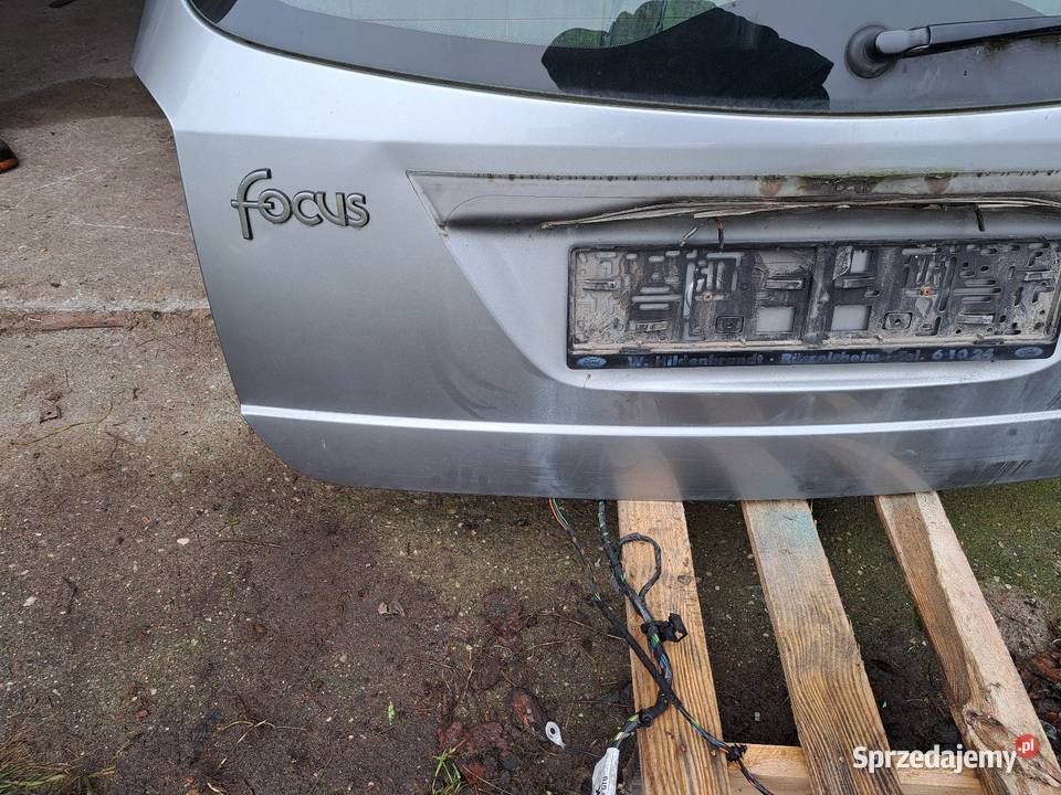 Klapa ford focus mk1 D1 kombi Ostrołęka