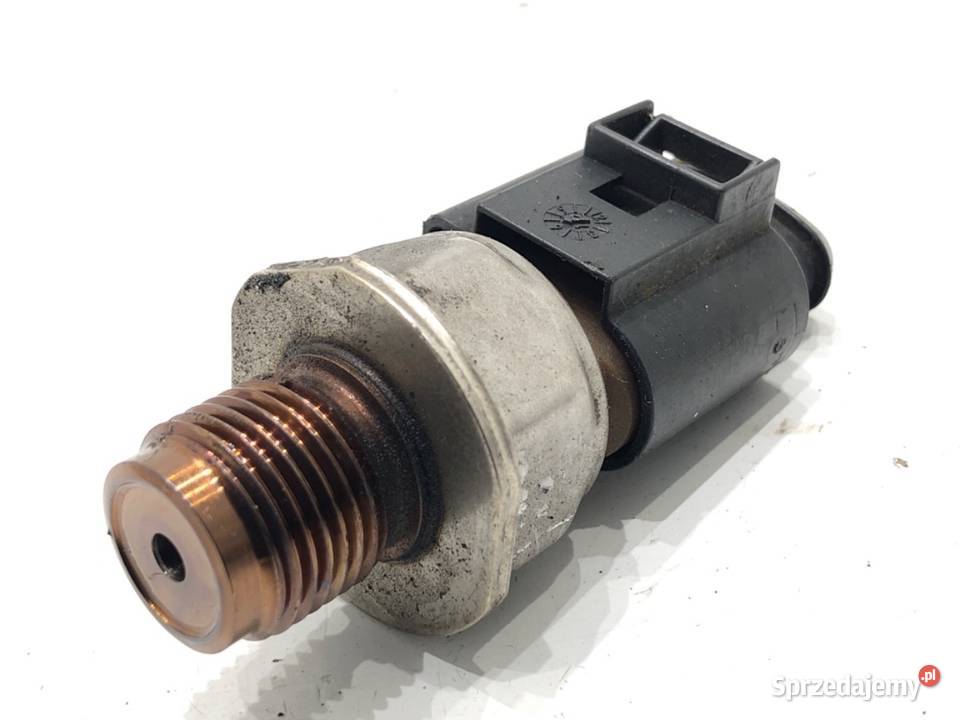 CZUJNIK CIŚNIENIA PALIWA VW GOLF VI 03L906054A