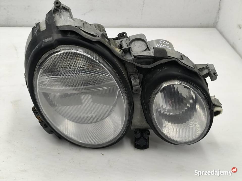 LAMPA PRAWY PRZÓD XENON MERCEDES CLK W208 C208 osobowe wielkopolskie