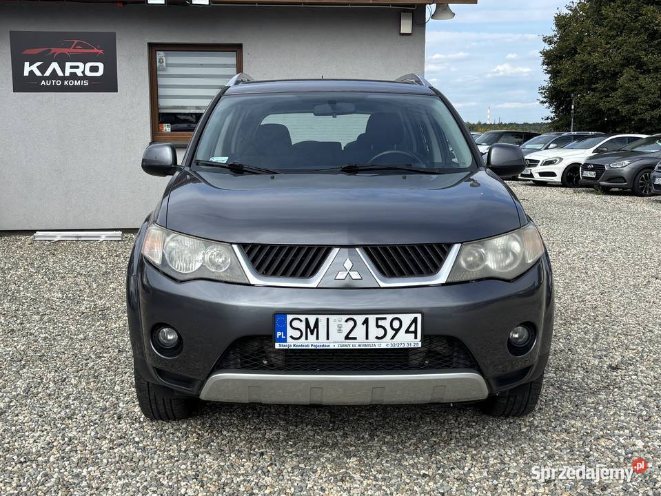 Mitsubishi Outlander Paniówki