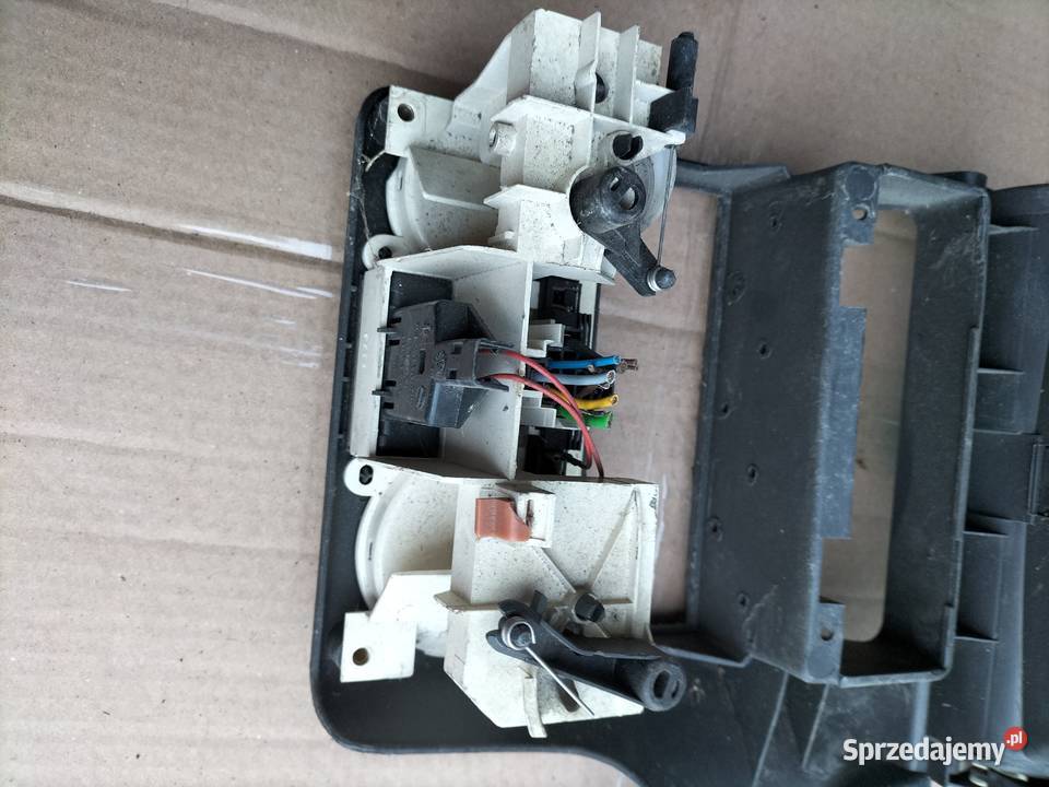 Panel sterowania nawiewu klimatyzacji Opel Astra panele sterowania, przełączniki lubelskie Kamień-Kolonia sprzedam