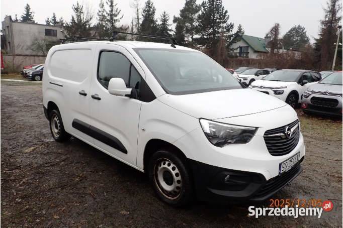 OPEL COMBO 2019 156000 ccm 99 nieuszkodzony Warszawa sprzedam