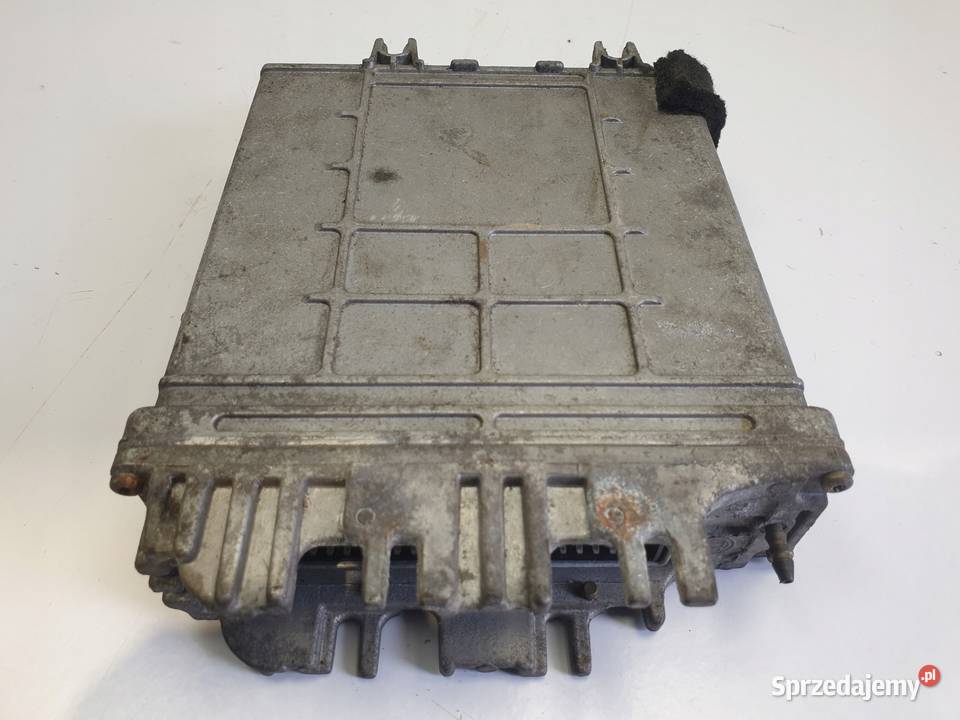 VW Passat B4 19 TDI STEROWNIK SILNIKA 0281001423 Chełm