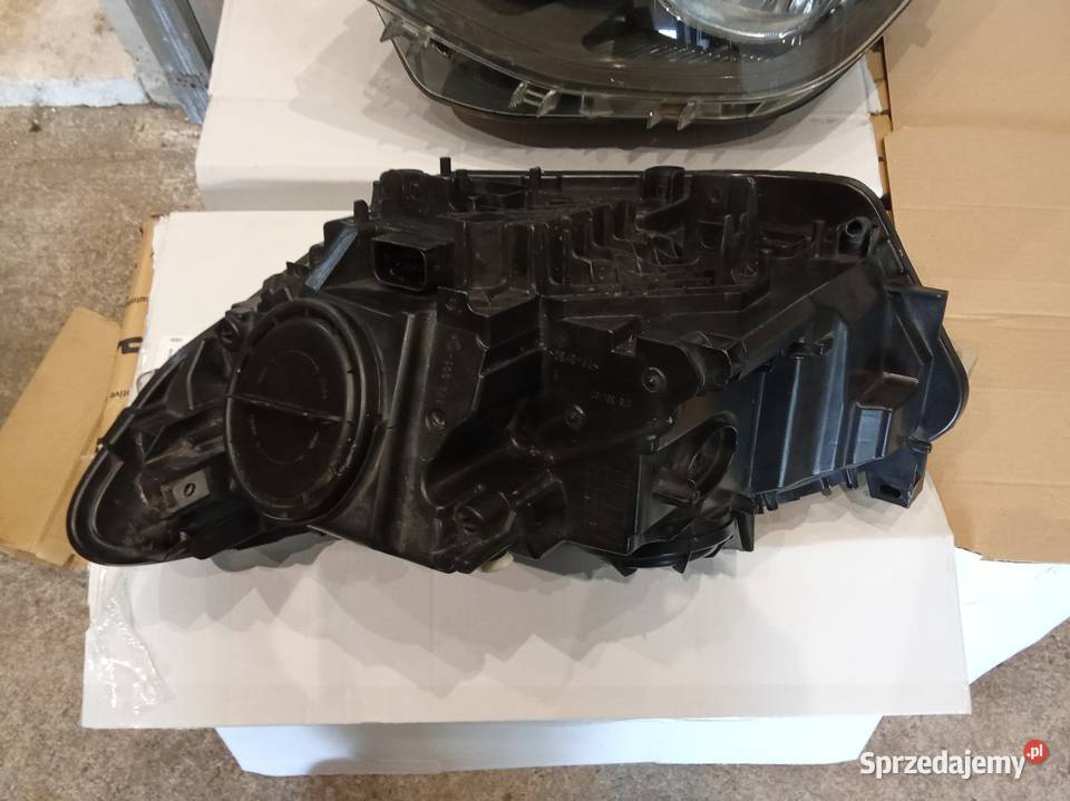 BMW1F20F21HELLA REFLEKTORY KOMPLET LEWY I PRAWY