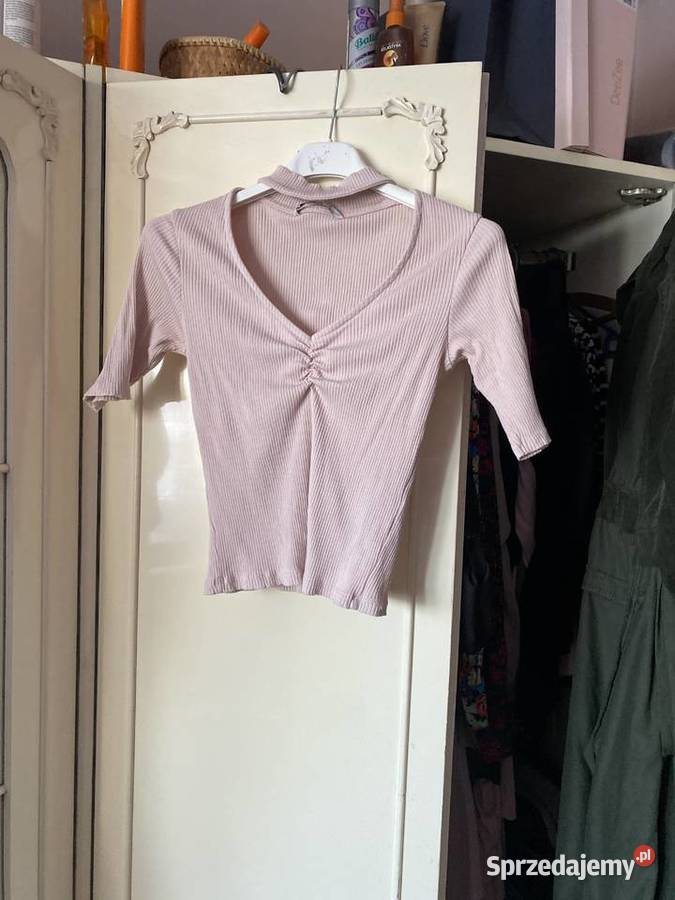 Bluzka top Stradivarius z chokerem prążkowana w Kraków